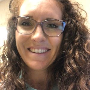 Meet your Posher, Whitney